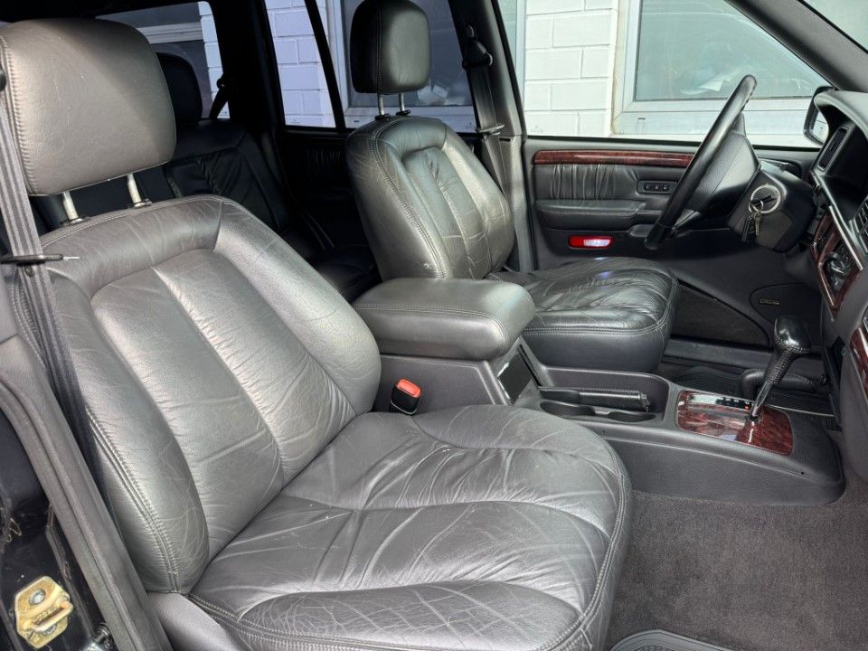 Fahrzeugabbildung Jeep Grand Cherokee 5.9 sehr gepflegt und sehr selten