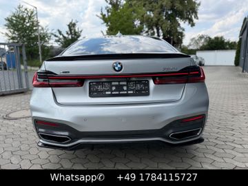 BMW 750 - 7