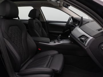 Fahrzeugabbildung BMW 530e xD Tour Pano ACC Kamera360° Sportsizt