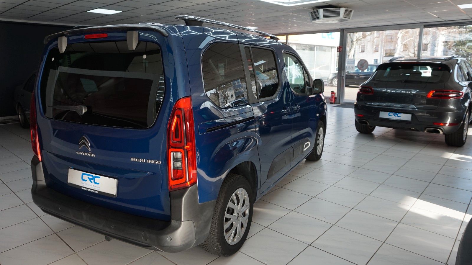 Fahrzeugabbildung Citroën Berlingo Feel M *1.Hand*Carplay*Navi*Kamera*