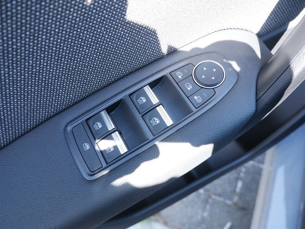 Fahrzeugabbildung Renault Captur Techno E-TECH Full Hybrid 145