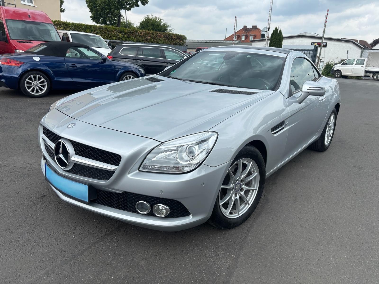 Mercedes-Benz SLK 200 Cabrio BlueEfficiency*Leder*64Tkm*1 Hand