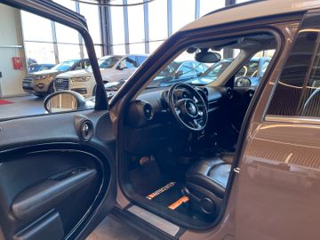 MINI Cooper SD Countryman *PANO*PDC*NAVI*BI-XENON*