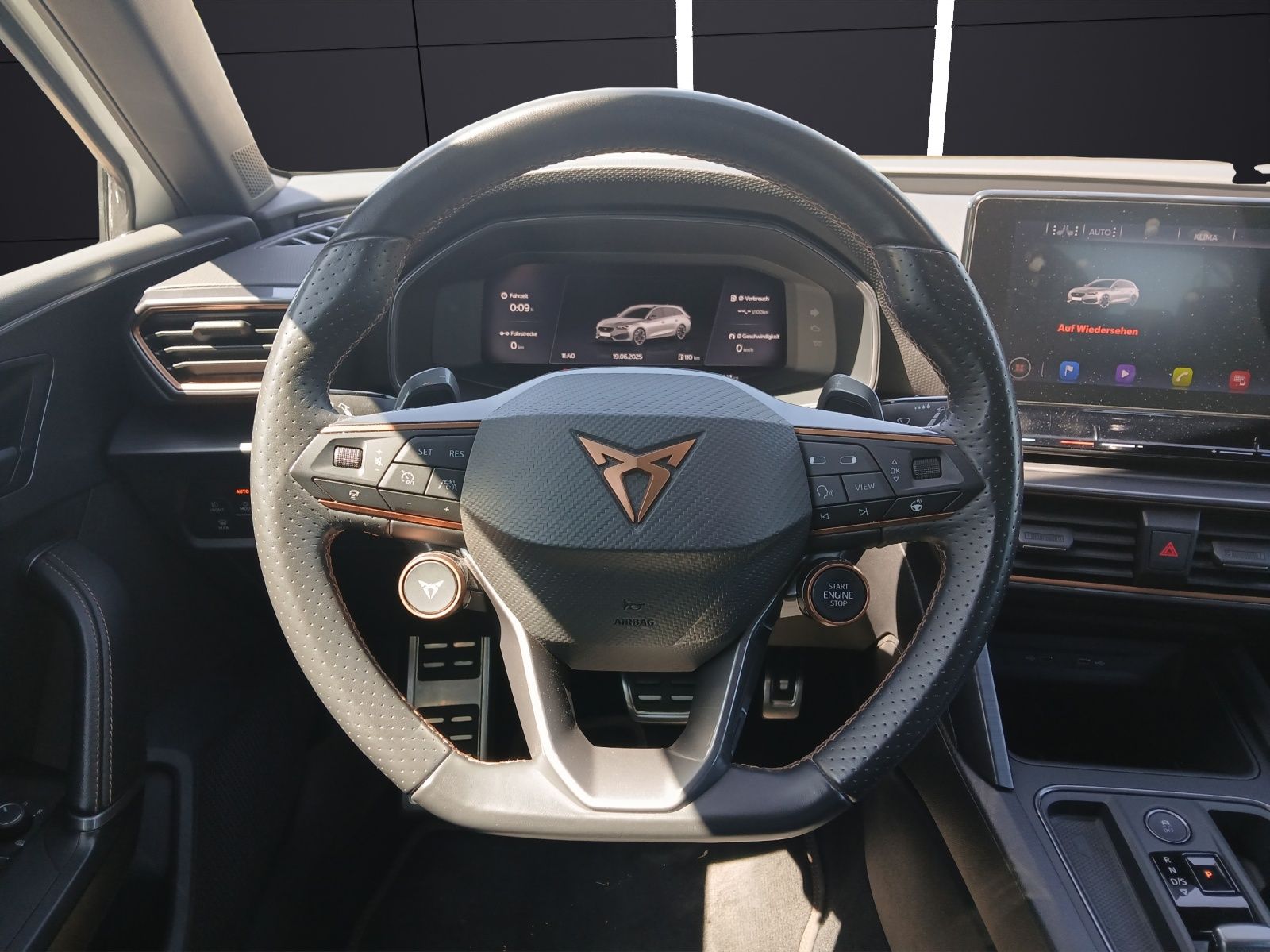 Fahrzeugabbildung CUPRA Leon Sportstourer VZ 4Drive DSG LED Navi ACC RFK