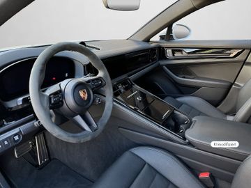 Porsche Panamera - 4