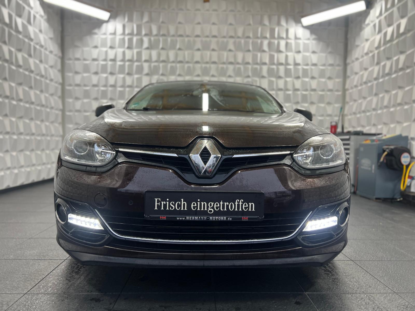 Renault Megane 2015 — rear view