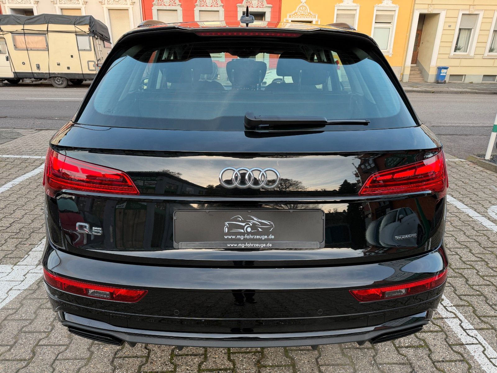 Fahrzeugabbildung Audi Q5 55 TFSI e quattro S-LINE ACC LANE ASSIST HUD