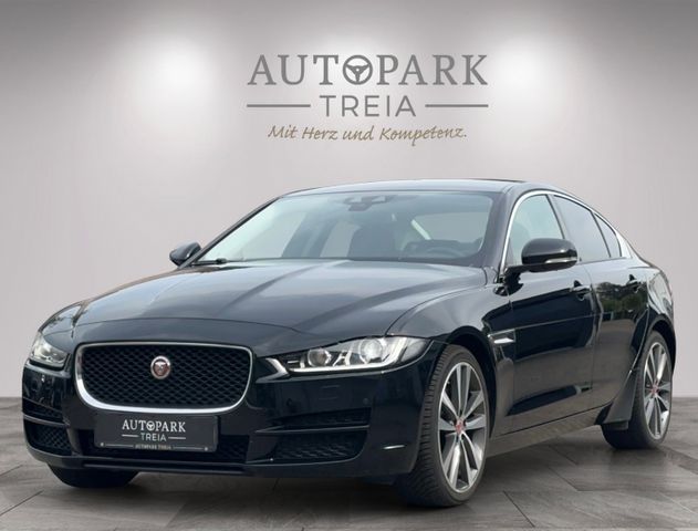 Jaguar XE 2.0 D Pure (Navi- SHZ- Tempo- LED- Automatik)