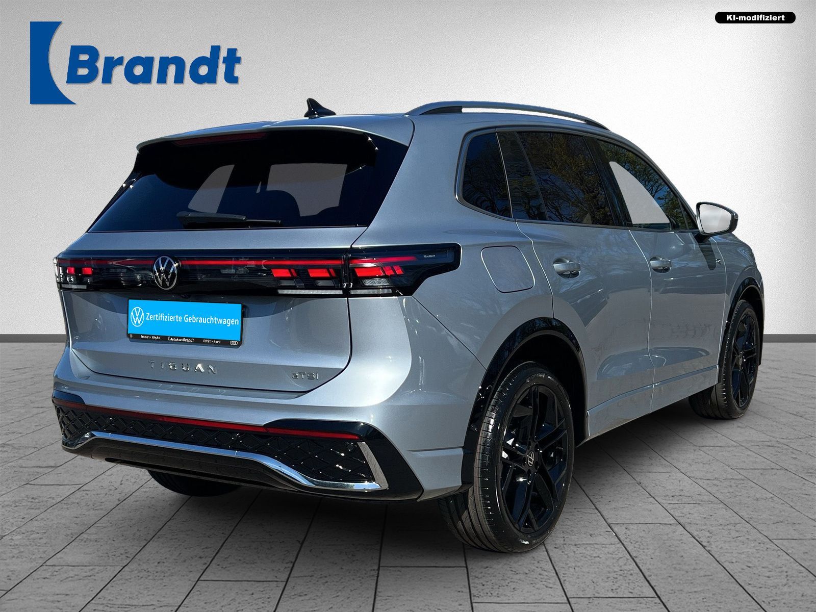 Volkswagen Tiguan 1.5 eTSI R-LINE DSG MATRIX KAMERA HUD AHK foto 3