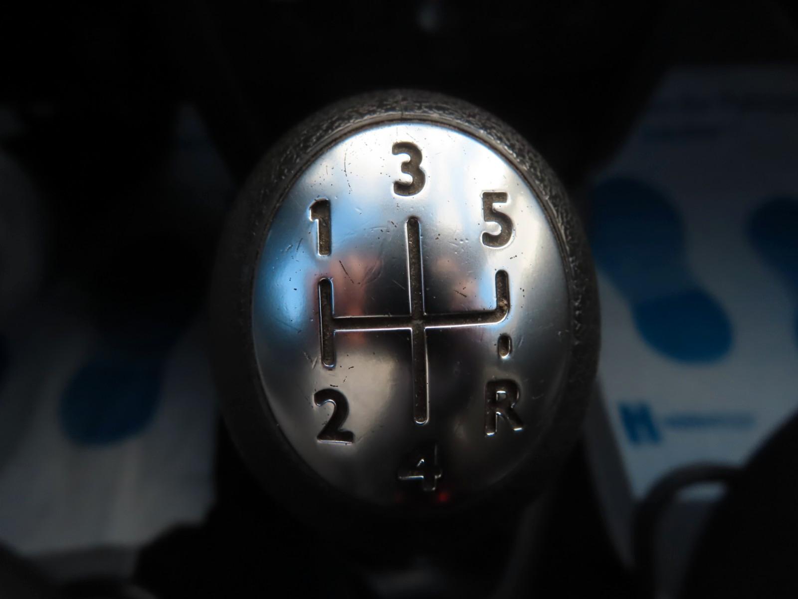 Dacia Sandero 2015 — photo 14