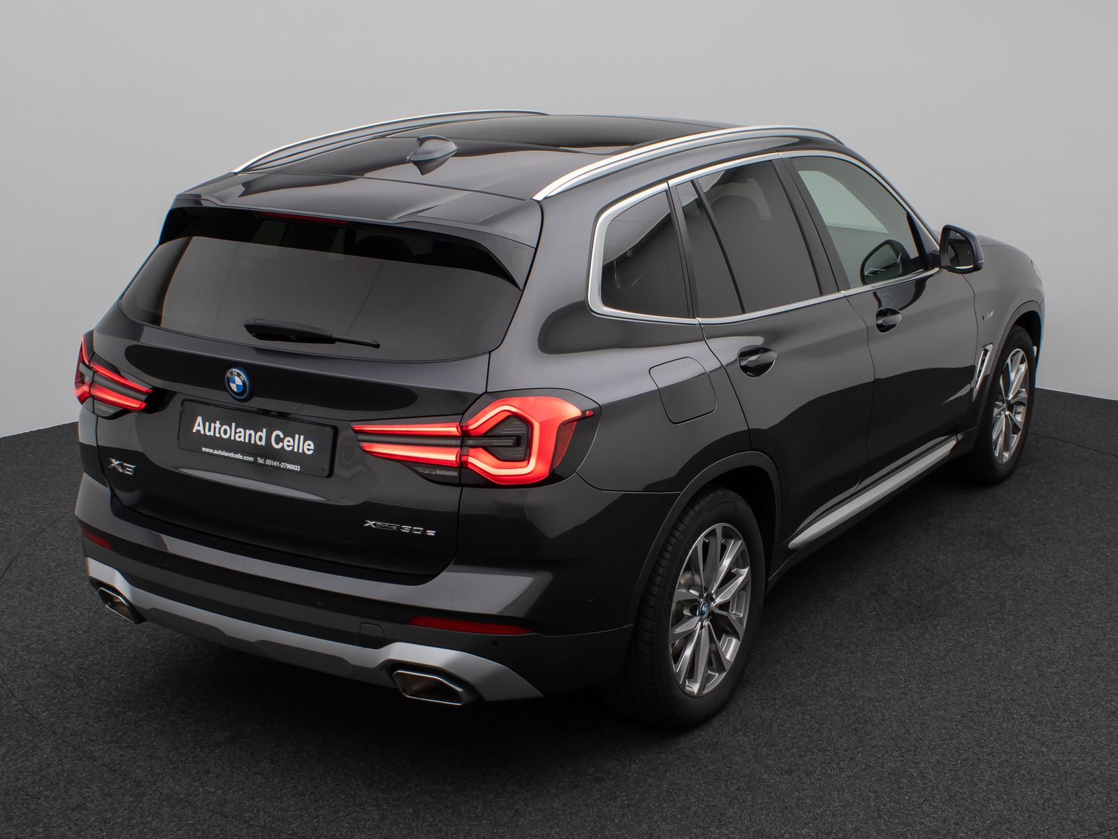 Fahrzeugabbildung BMW X3 xD30e Panorama Kamera DAB AHK DrivingAssist