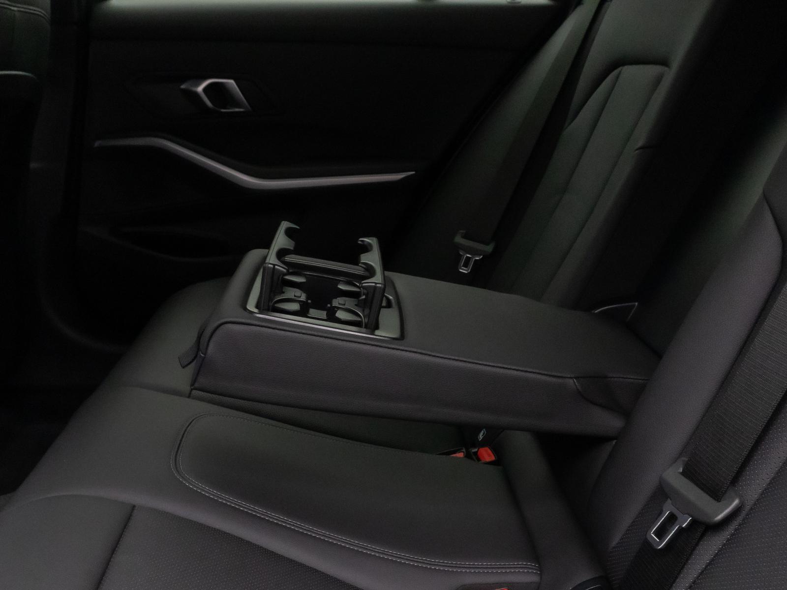 BMW 318 i M Sport Kamera HUD DAB HiFi Fernlichtassist, миниатюра 28