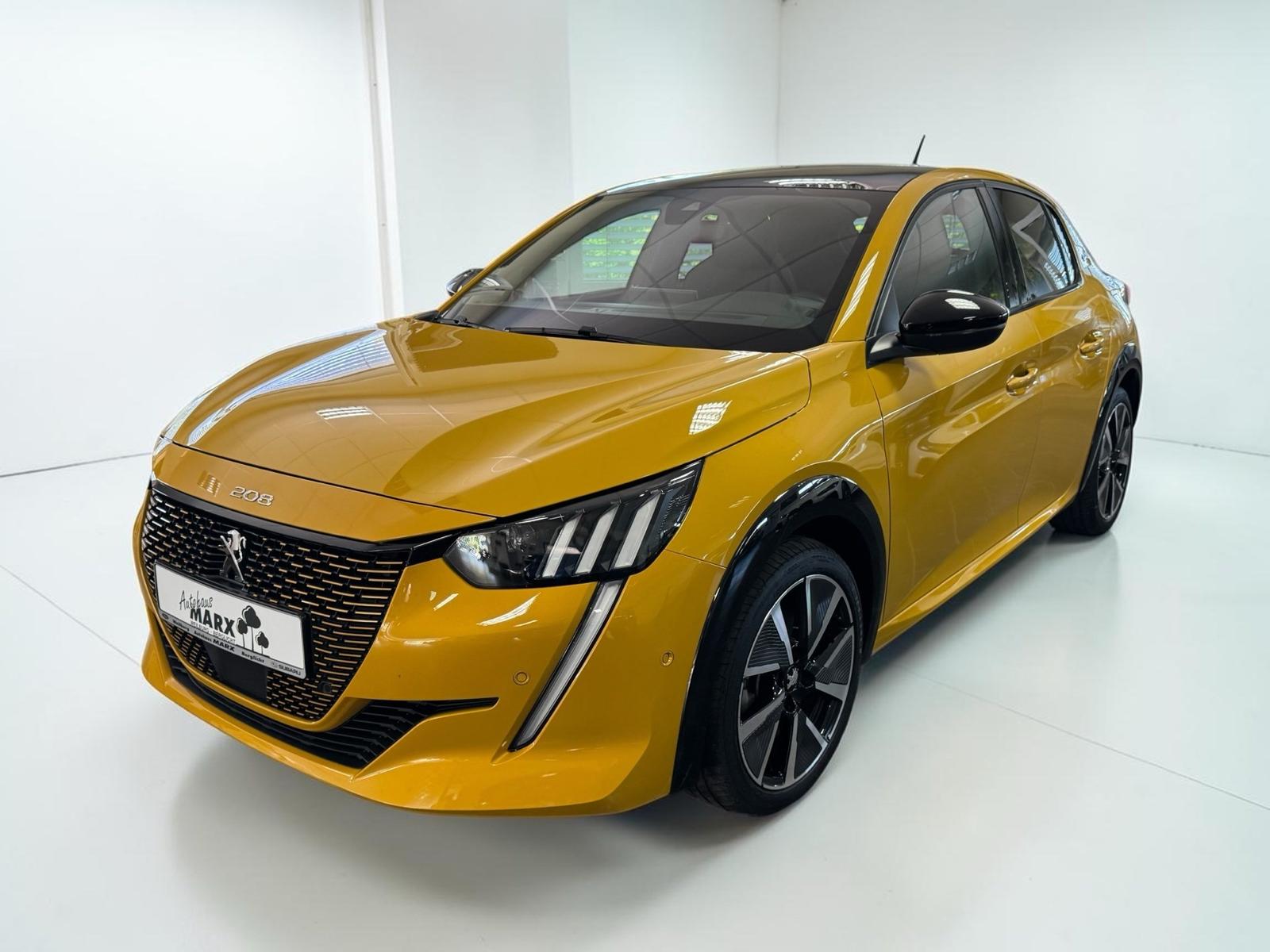 Peugeot 208 e-GT Panorama
