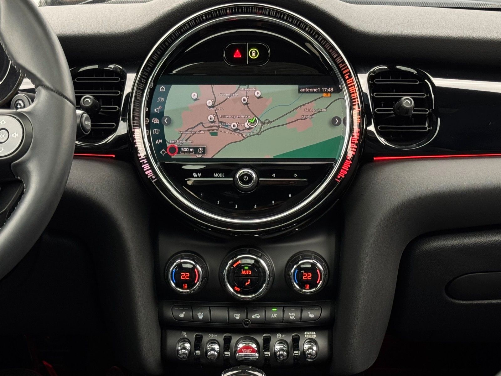 Fahrzeugabbildung MINI Cooper S Classic Trim H&K Pano Leder CAM ACC
