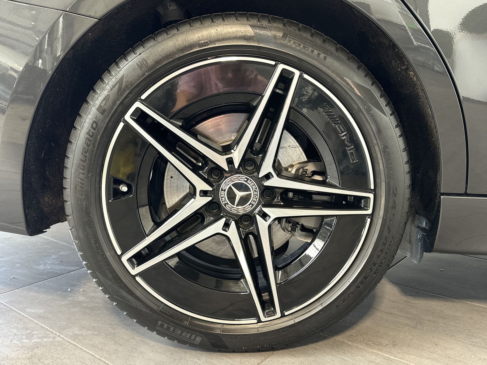 Fahrzeugabbildung Mercedes-Benz C 220d T 4Matic AMG-Line NAV+LED+DISTRONIC+360°