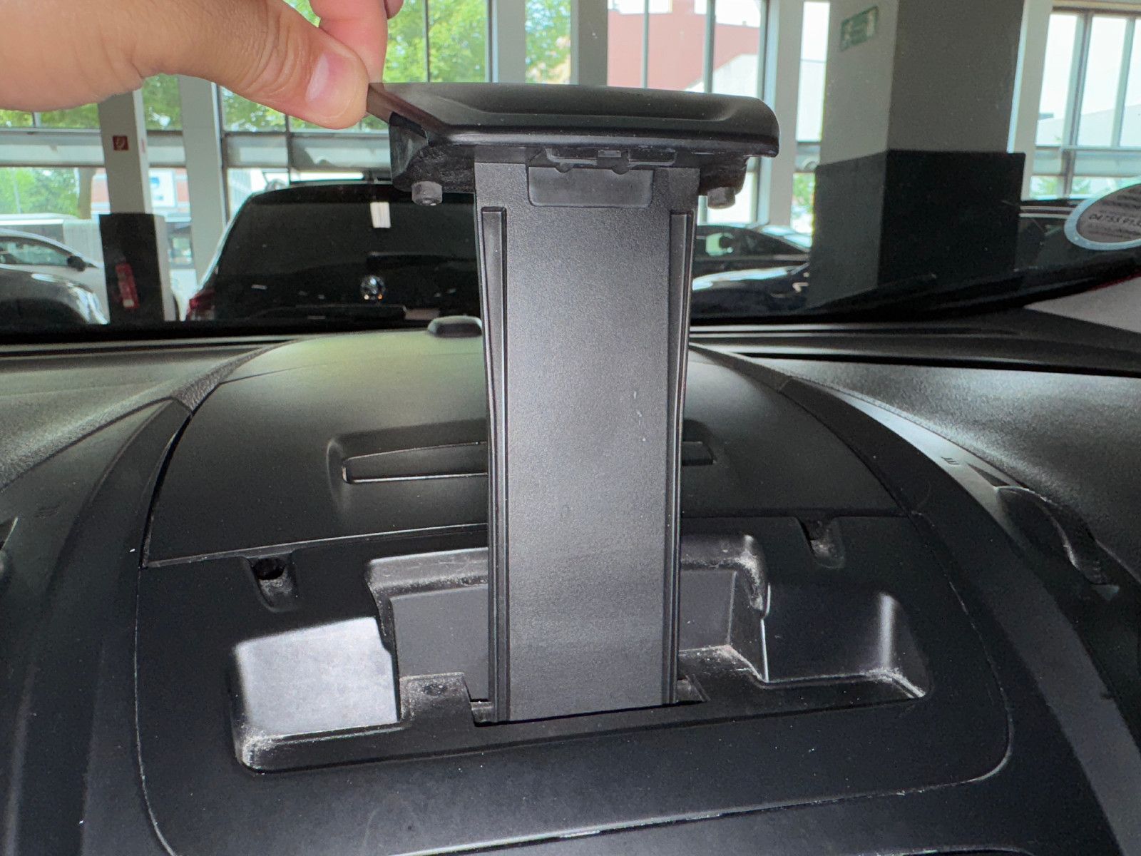 Fahrzeugabbildung Ford Tourneo Courier 1.5 TDCI TREND SERVICE & TÜV NEU