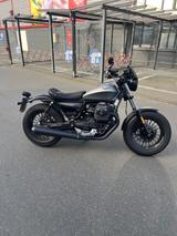 Moto Guzzi V9 Bobber  - MOTO GUZZI V9 BOBBER