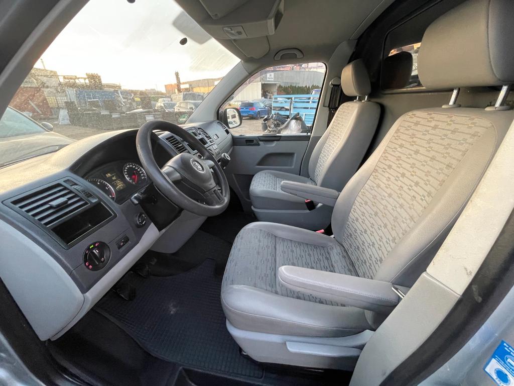 Volkswagen T5 Transporter