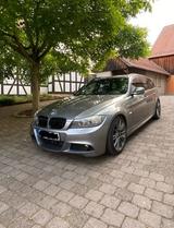 BMW E91 320d LCI Touring - BMW 320 aus 2010: Kombi, 320d