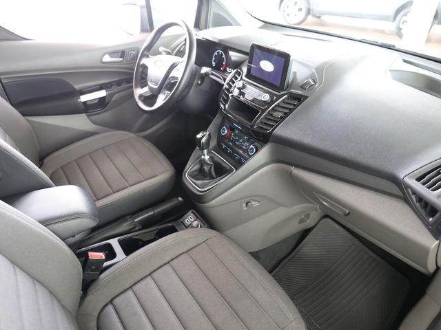 Ford Tourneo Connect 1.5 PANO XENON NAV KAM ACC 1HAND