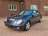 Mercedes-Benz E 200 KOMPRESSOR AVANTGARDE  TÜV u. Service Neu - Mercedes-Benz E 200: Kompressor Avantgarde