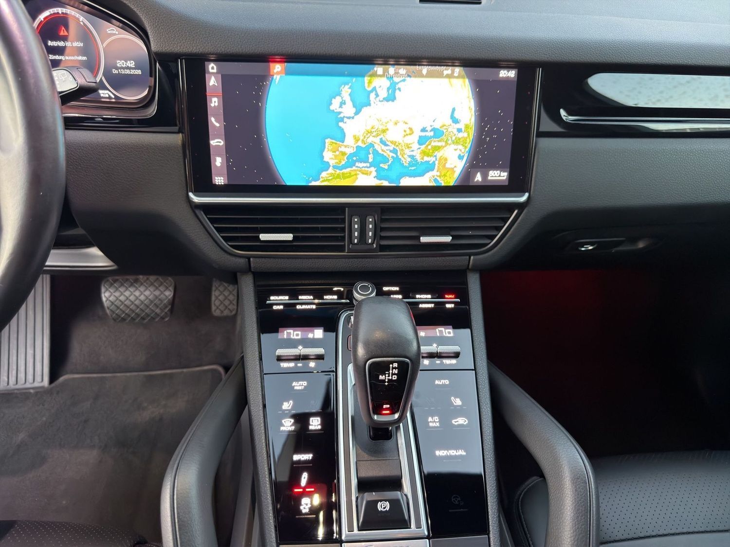 Porsche Cayenne S Panorama Navi Apple LED BOSE R-Cam AHK foto 19
