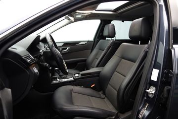 Mercedes E 200 - 9