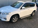 Toyota RAV 4 Automat Leder Navi Schiebedach Allrad Voll - Toyota RAV 4 Gebrauchtwagen in Düsseldorf
