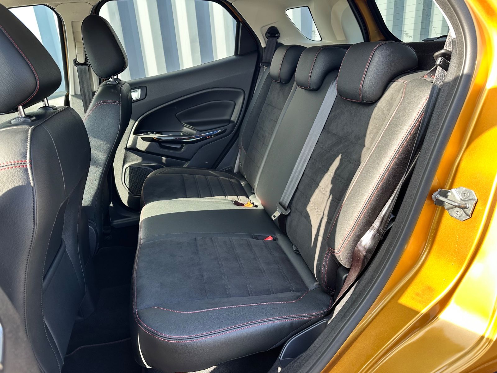 Fahrzeugabbildung Ford EcoSport ST-Line*PDC V+H*Sitz-Lenkradheizung*App
