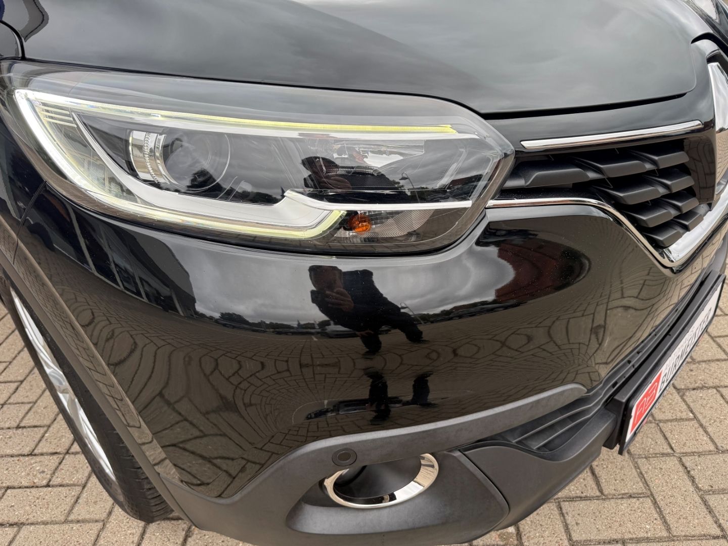Fahrzeugabbildung Renault Kadjar Experience AHK CarPlay Temp klima Keyless