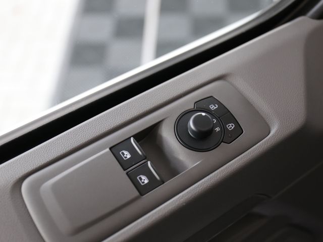 Volkswagen T7 Transporter 2.0TDI 110kW KR LED KAMERA AHK