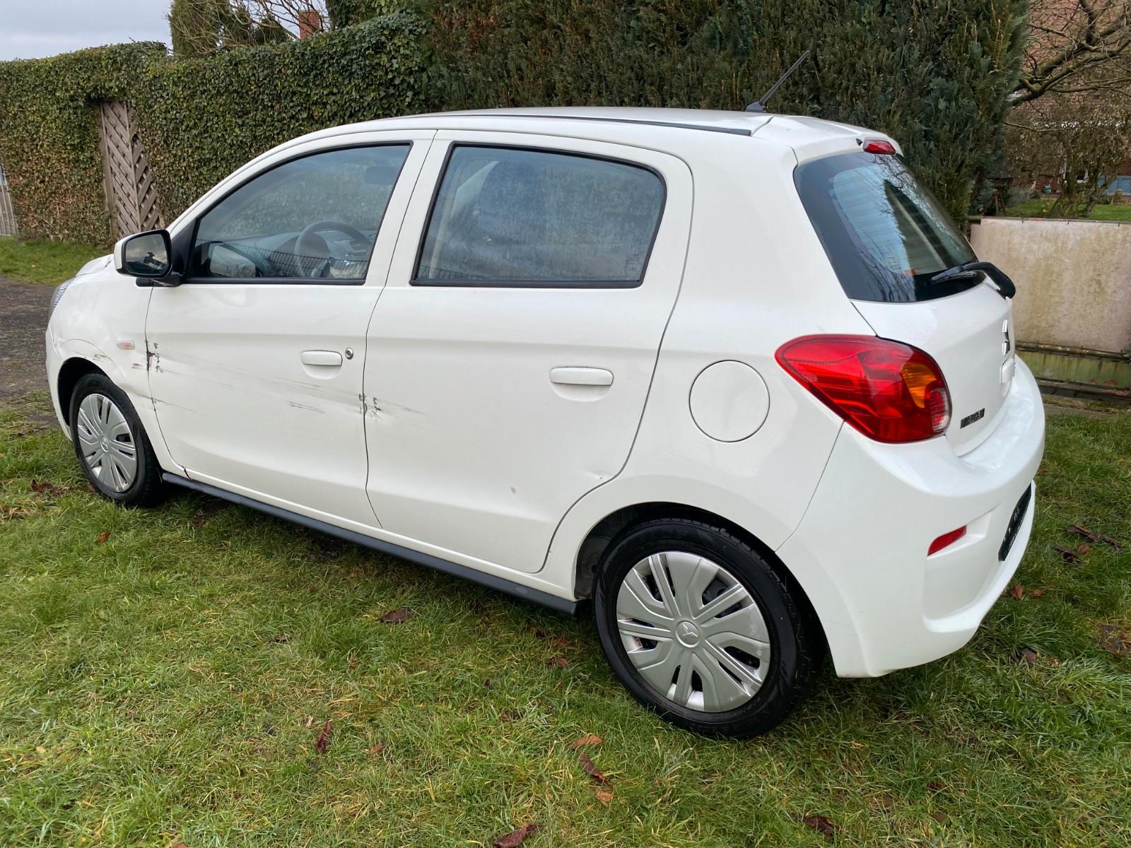 Mitsubishi Space Star Basis Euro 6 1-Hand Klima Coc Papier