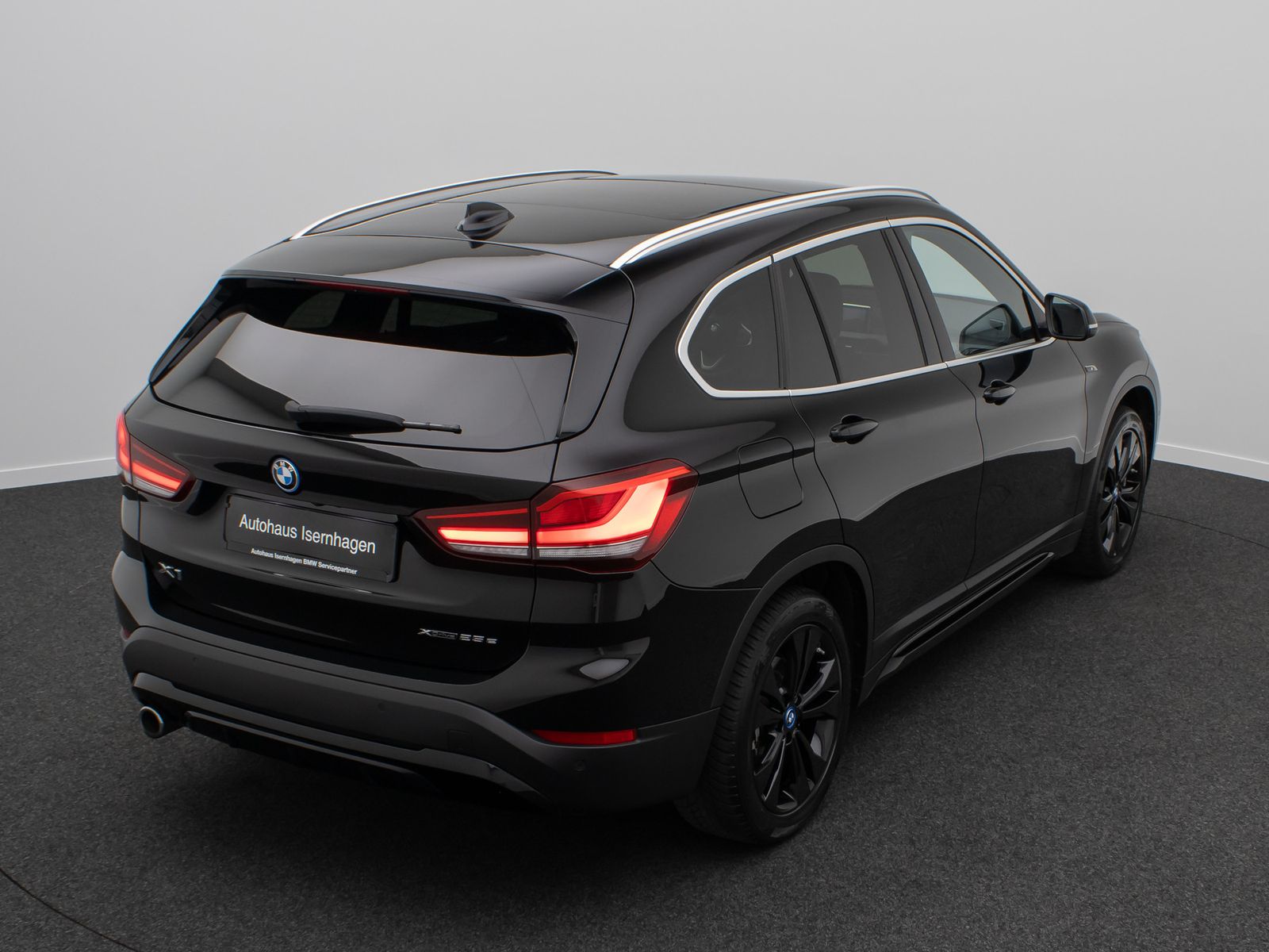 Fahrzeugabbildung BMW X1 xD25e Sport Line Kamera DAB Panorama H/K 18"