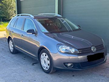 Volkswagen Golf - 2