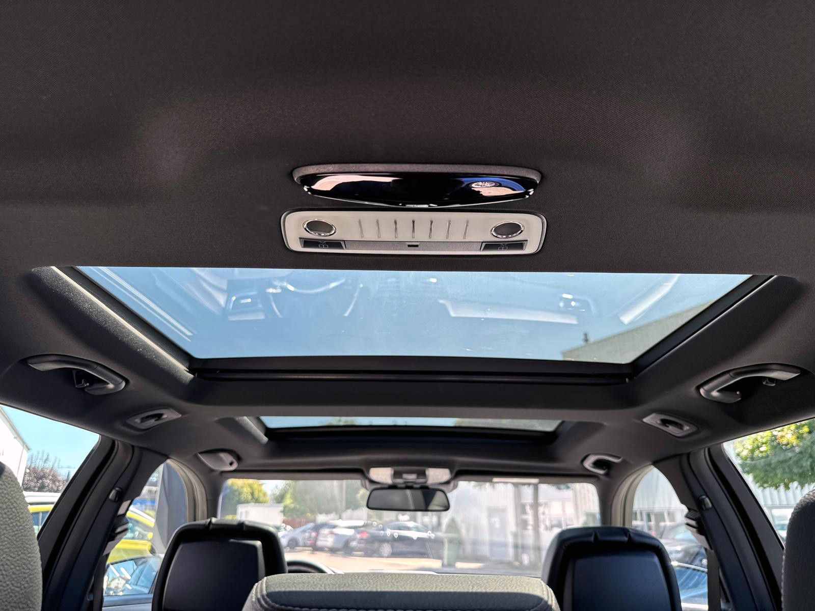 Fahrzeugabbildung Mercedes-Benz E 350 Avantgarde Bluetec MwSt. AHK 360° H&K  ACC