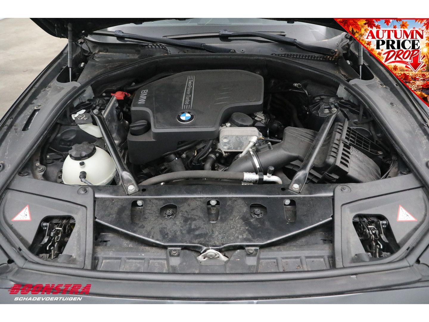 BMW 520 2013 — photo 13