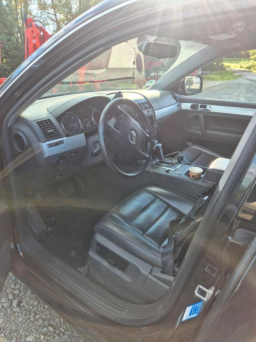 Volkswagen Touareg 2005 — photo 6