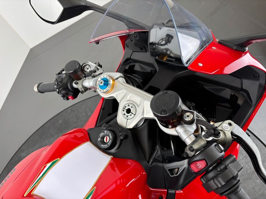 Fahrzeugabbildung Ducati PANIGALE V2 S E5+ *1. HAND *TOP-ZUSTAND