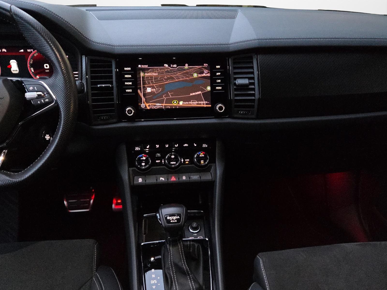 Skoda Kodiaq 2.0 TDI 4x4 DSG Sportline LED-Matrix AHK 