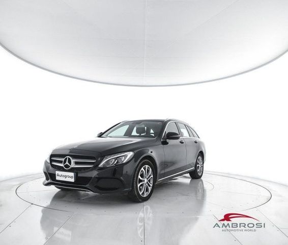 Mercedes-Benz MERCEDES-BENZ CLA sse C 220 BlueTEC Automatic Pr