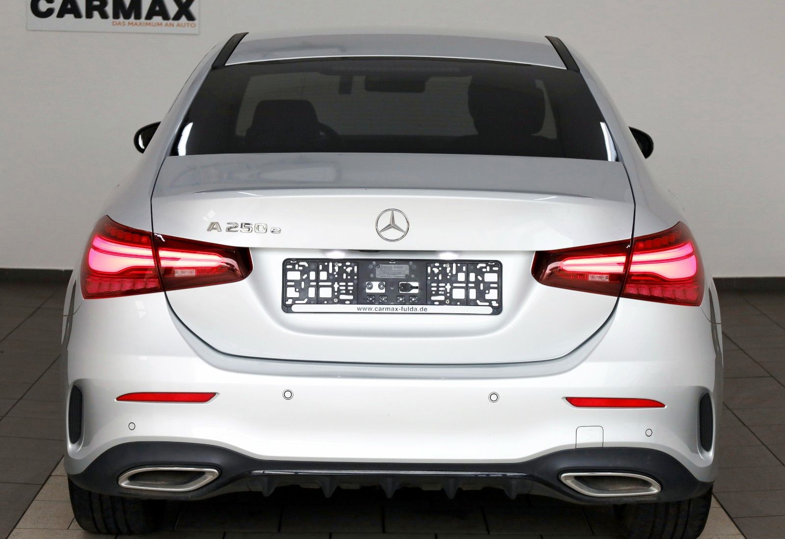 Fahrzeugabbildung Mercedes-Benz A 250 e lim. AMG Line,T.Leder,Navi,LED,ACC,Night