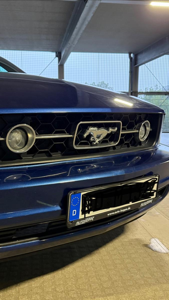 Ford Mustang V6 Cabrio 