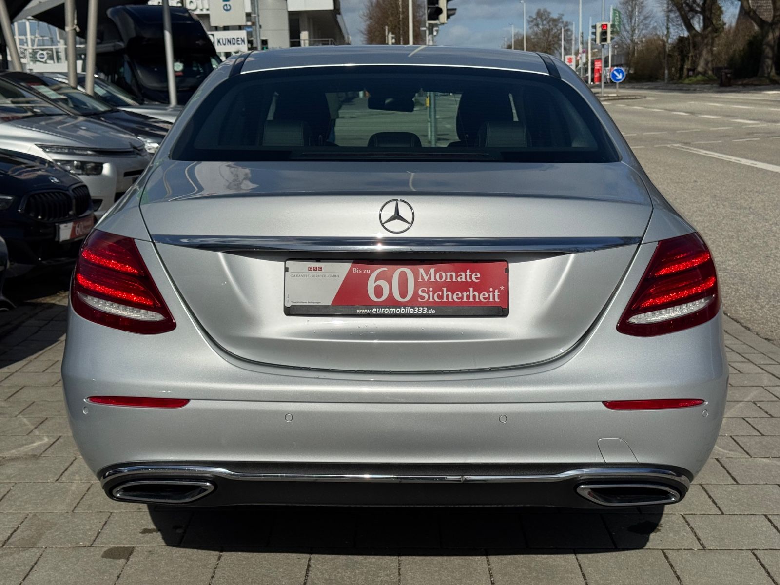 Limousine E 220d*78tkm*Kamera*SitzHZ*Spurh.ass.*