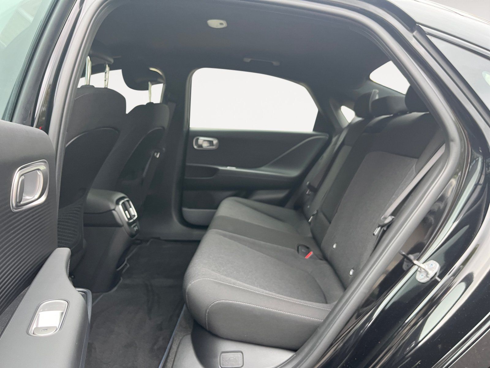 Hyundai IONIQ 6 – Bild 15