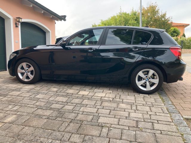 BMW 120d Sport Line Navi Prof Xenon GSD Keyl Harman