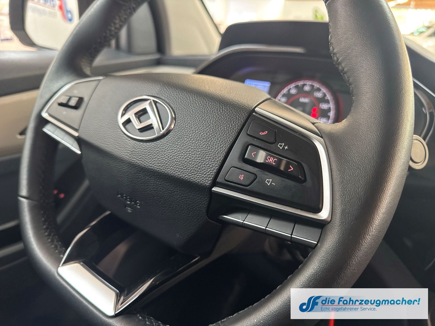 Fahrzeugabbildung Maxus eDeliver3 Kasten L1H1 Apple CarPlay Android Auto