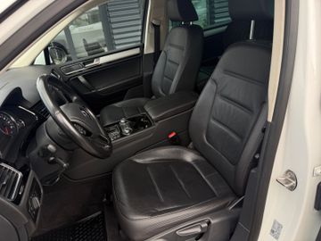 Volkswagen Touareg - 9