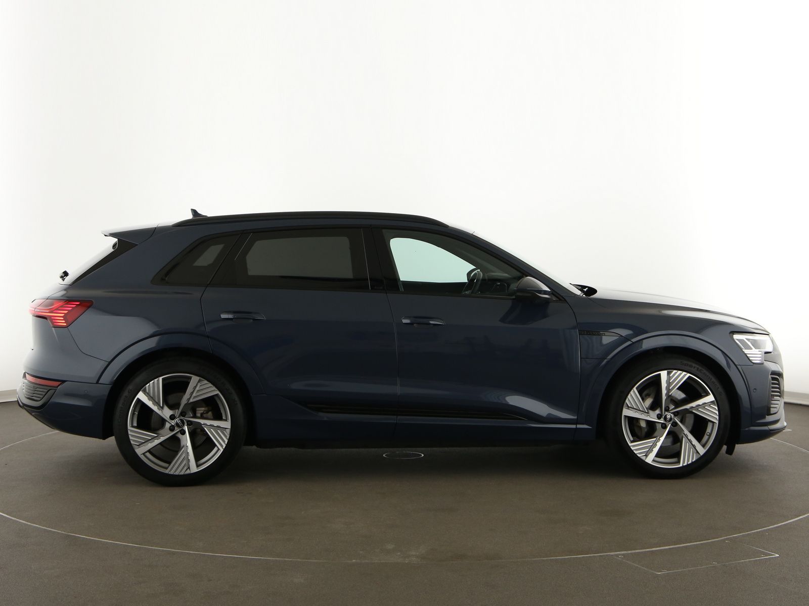 Audi Q8 e-tron - Bild 9