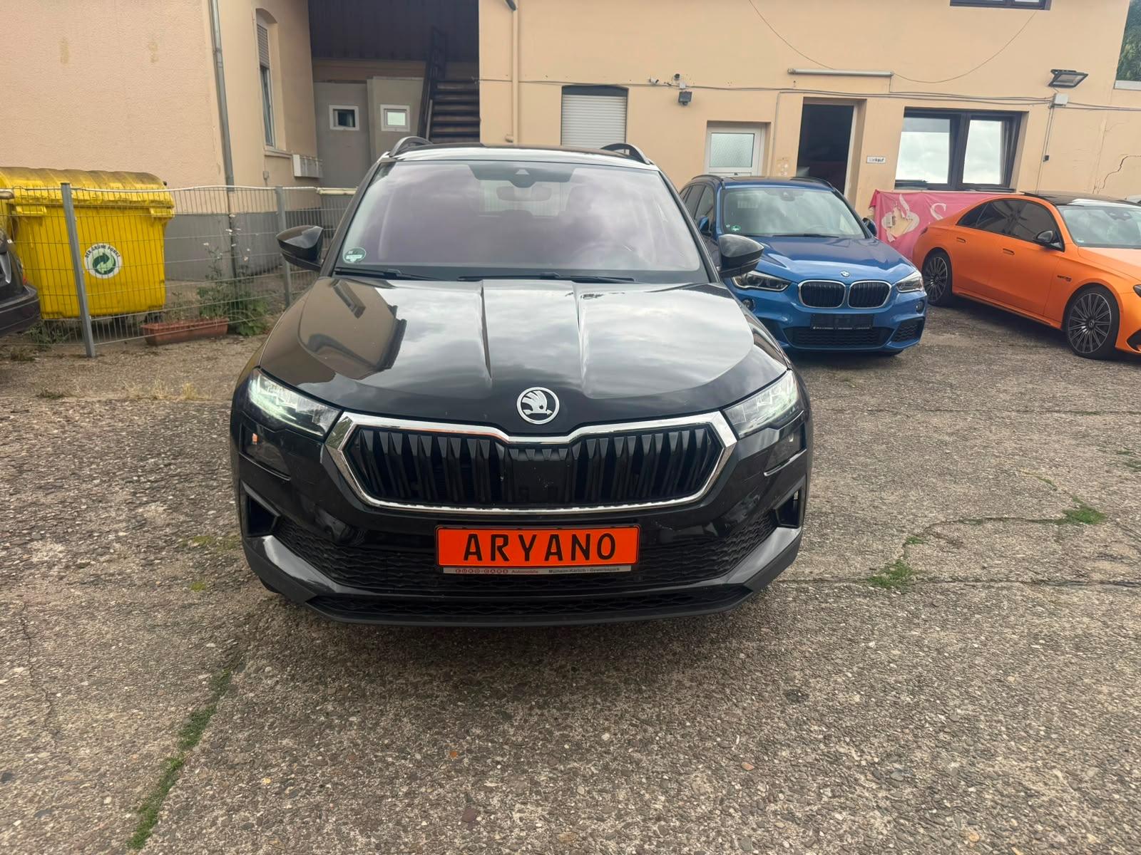 Skoda Karoq Tour*Automatik*Klimaauto*Navi*AHK*EU6