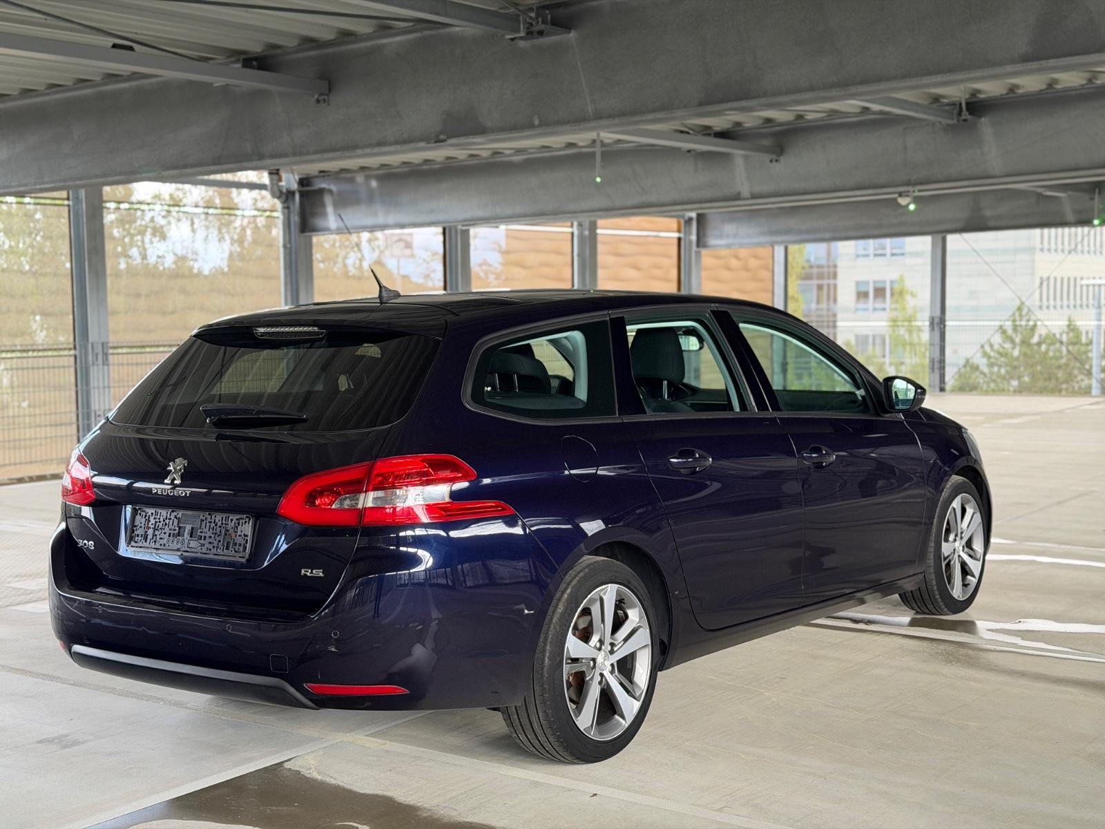 Peugeot 308 2015 — photo 9